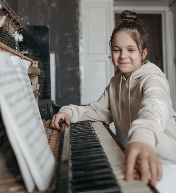 Fun piano lessons Etobicoke